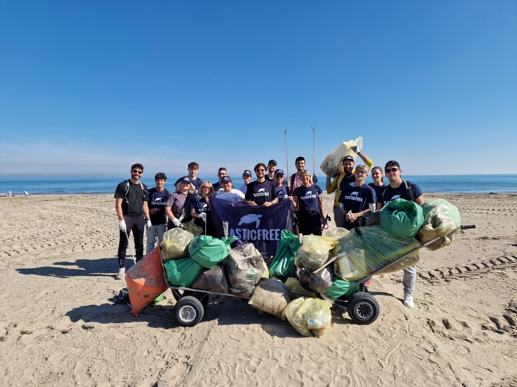 Chioggia (VE) | Con Station Deus e Plastic Free, 800 kg di rifiuti rimossi per un ambiente più pulito