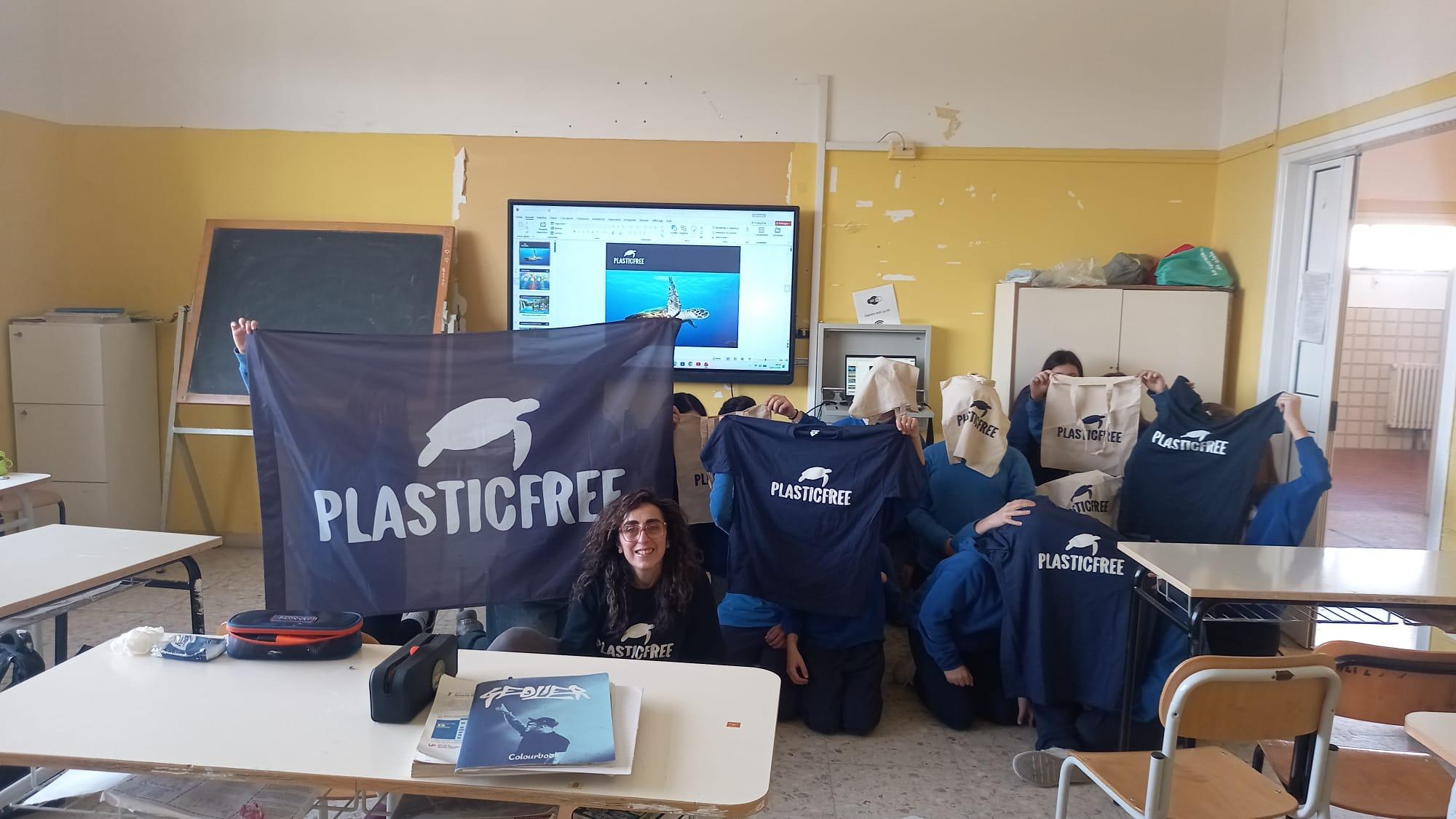 Plastic Free educa i giovani a Procida (NA): incontro con 80 studenti dell’I.C. Capraro