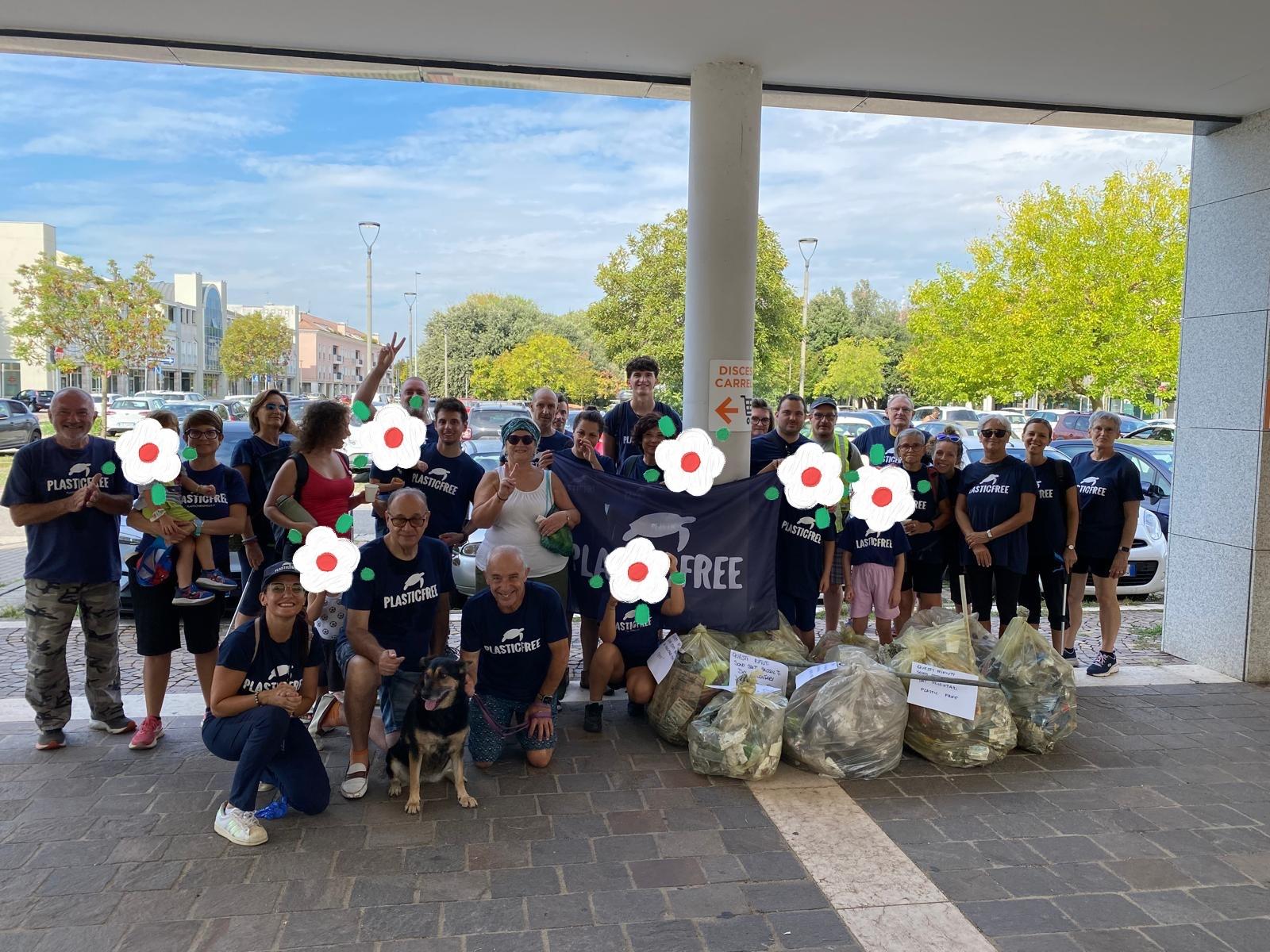 A Rubano (PD) cresce la comunità Plastic Free: 35 volontari e 70 kg di rifiuti rimossi