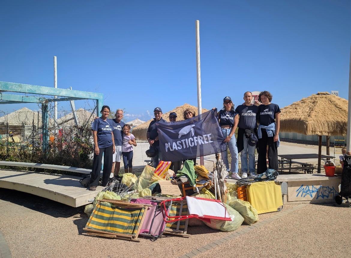 Sea & Rivers | Pescara, in 14 raccolgono 400 kg di rifiuti in meno di due ore alle Naiadi
