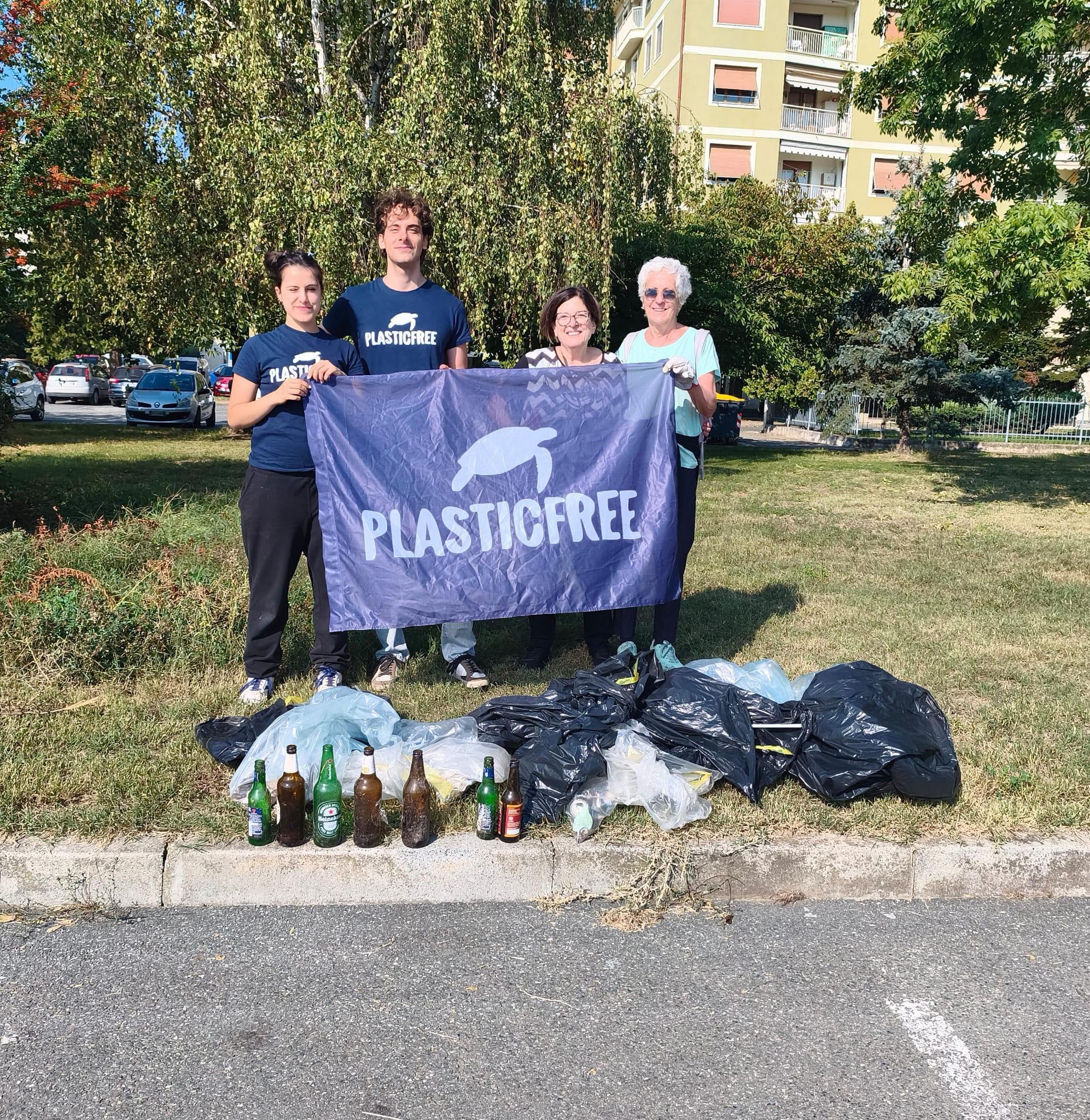 Sea & Rivers | Novi Ligure (AL), in cinque per la città: rimossi circa 10 kg di rifiuti