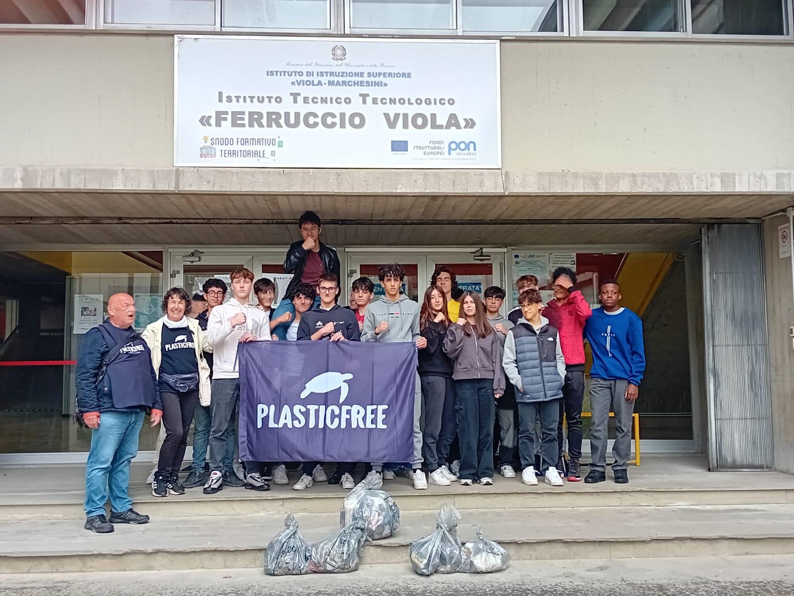 Successo educativo e ambientale nelle scuole di Rovigo grazie a Plastic Free