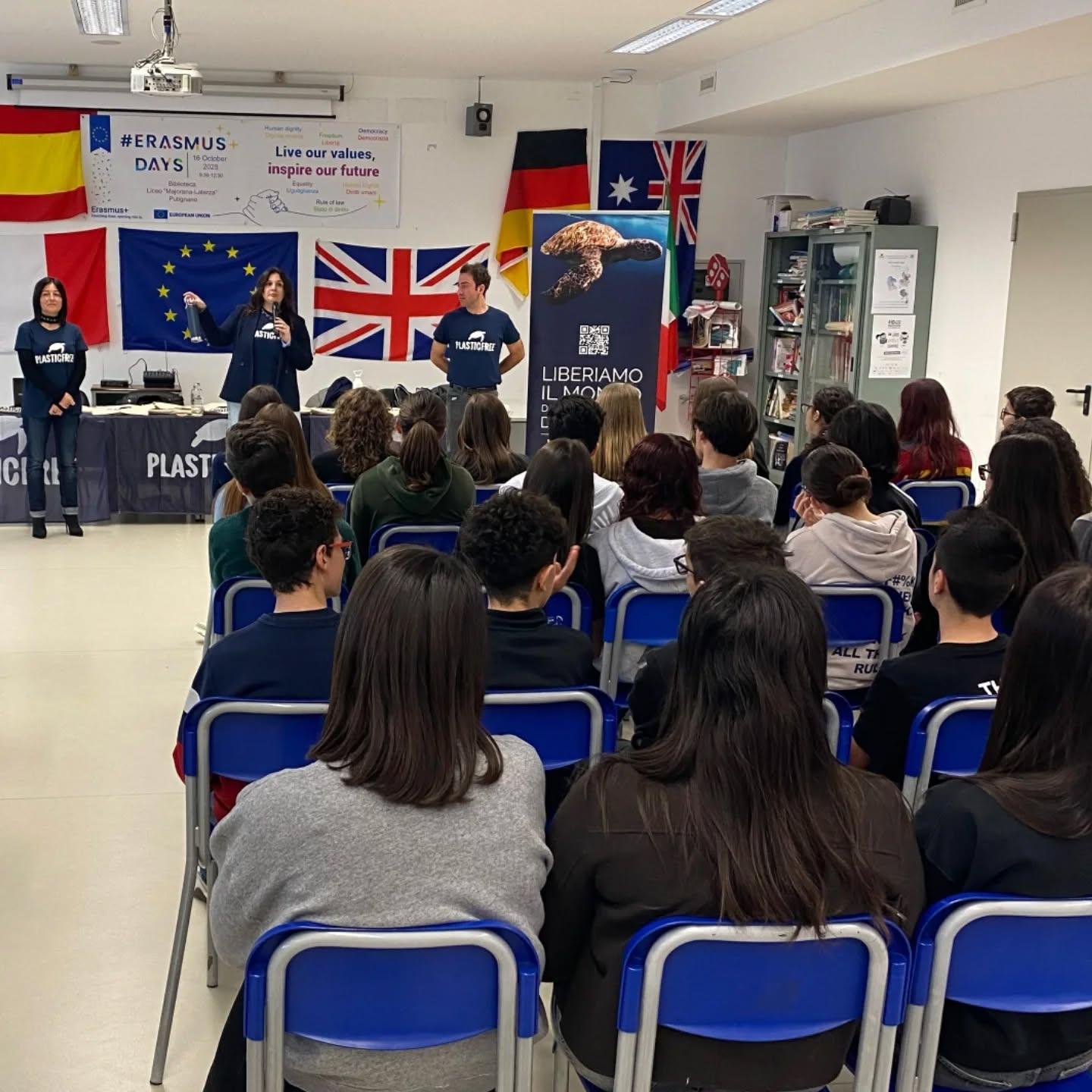 Putignano (BA): 75 studenti del Polo Liceale in prima linea per l’ambiente con Plastic Free